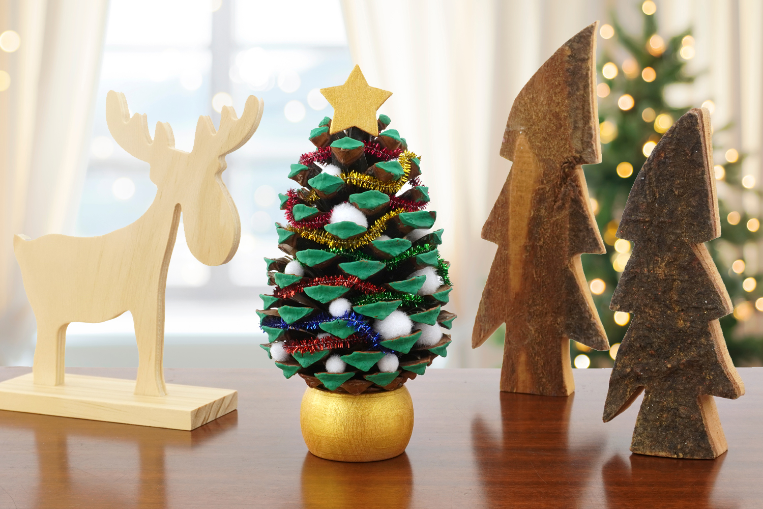 Sapin avec une pomme de pin