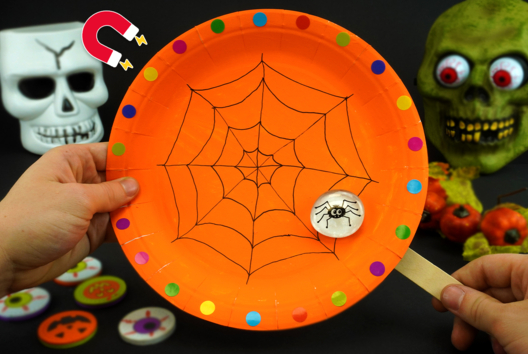 Bricolage Halloween Araignée Toile Aimant - Activités manuelles Halloween - 10doigts.fr - 2