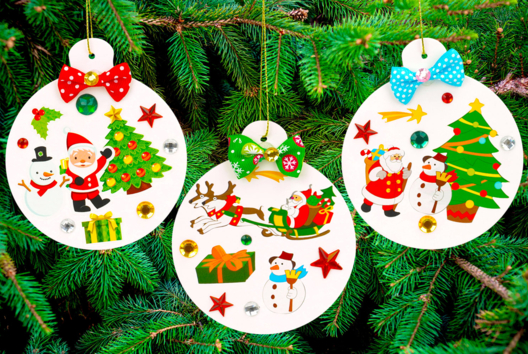 Bricolage Noel Enfant Gommettes Boule - Activités manuelles décorations du sapin de Noël - 10doigts.fr - 2