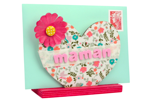 porte courrier coeur cadeau fête des mères - Activités manuelles fête des mères - 10doigts.fr