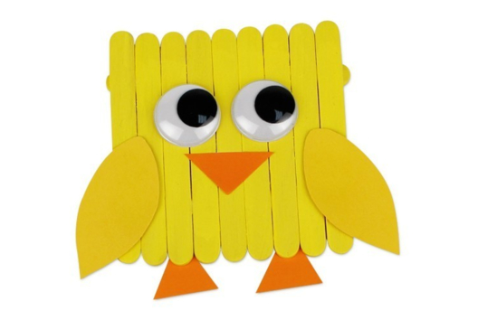 Poussin bâtonnets en bois Pâques - Activités manuelles Pâques - 10doigts.fr