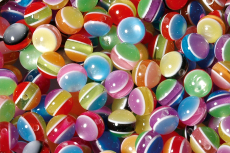 Bracelets de perles magiques en verre - Activités manuelles fête des mères – 10doigts.fr