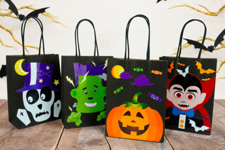 sac friandises halloween gommettes - Sacs à bonbons Halloween – 10doigts.fr