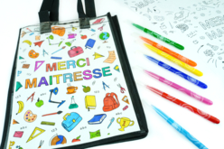 Cadeau Maitresse : Sac personnalisé avec un coloriage - Feutres pointes moyennes - 10doigts.fr - 2