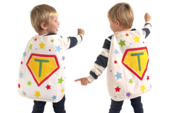 cape super héros enfant - Déguisements à fabriquer soi-même - 10doigts.fr - 2