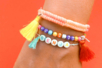 lettre perles rondes - Bijoux messages – 10doigts.fr