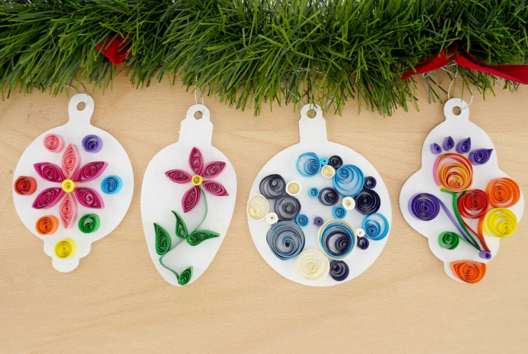 boules noel quilling - Activités manuelles objets décorés - 10doigts.fr - 2