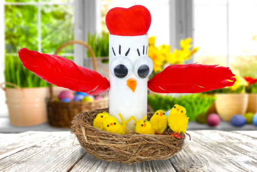 Fabriquer Poules et poussin Paques - Activités manuelles Pâques - 10doigts.fr - 2