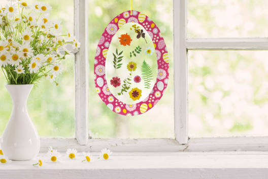 oeuf de pâques fleurs séchées - Activités manuelles Pâques - 10doigts.fr - 2