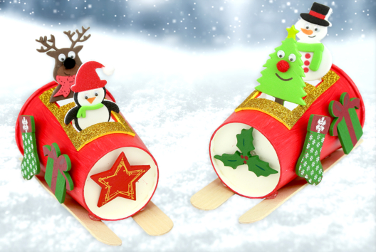 traineau de noël avec un gobelet en carton - Activités manuelles bricolages - 10doigts.fr - 2