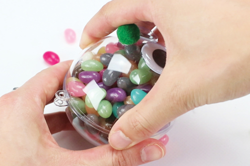 Sorcière distributeur de bonbons