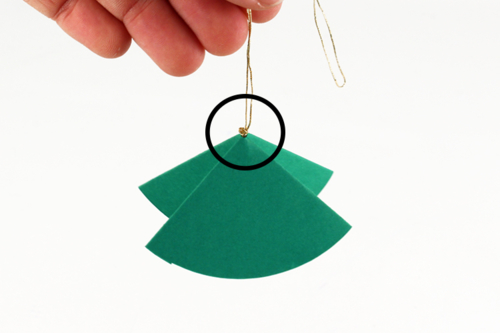 Petits sapins en papier