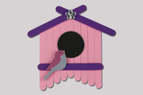 Nichoir déco avec bâtonnets en bois