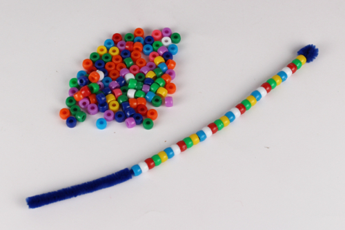 Serpents en perles